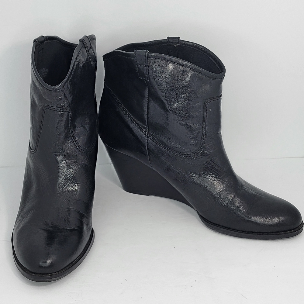 Bandolino Black Leather Ankle Boots SIZE 10. #1619